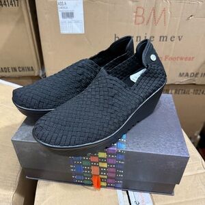 Bernie Mev Gem Woven Black Shoes US 10 EU 41